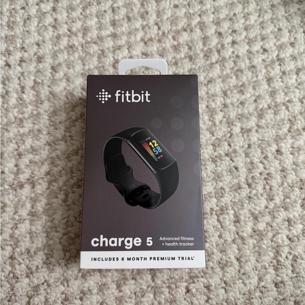 fitbit Charge 5 Fitness Tracker - Black